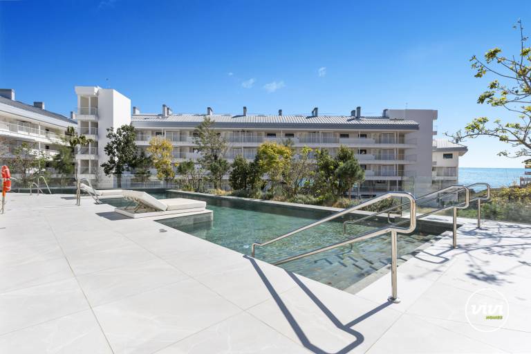 Rental apartment with garden, patio & pool | Beach view | Perfect for remote work — photo 3
