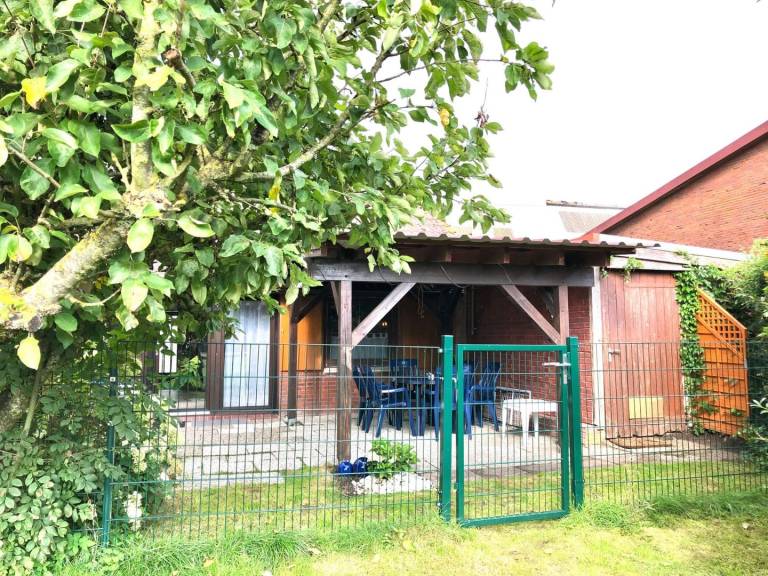 Ferienhaus mit Hund inKrummhörn, Deutschland  f&uuml;r max. 4 Personen