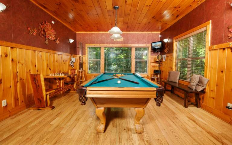 Cabin with barbeque & jacuzzi | Mountain view — photo 2