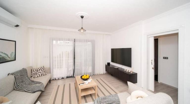 Rental apartment with 2 rooms for 5 persons — photo 2