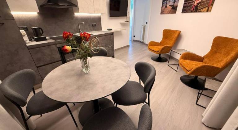 Serviced apartment with patio | Pets are welcome — photo 3
