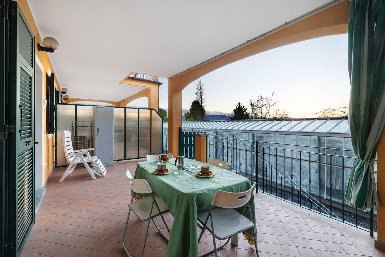 Pleasant holiday apartment with yard, fast internet & pool | Garden view | Pets allowed in Loano