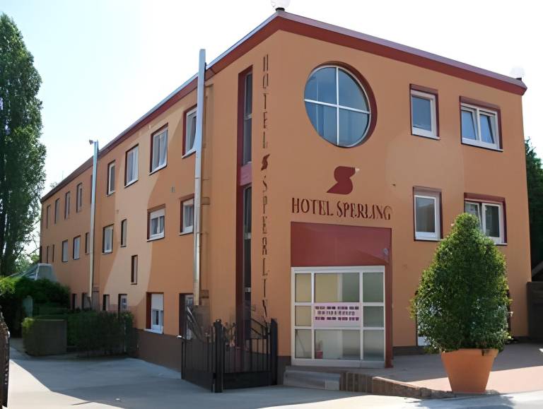Hotel Sperling mit E-Ladestation in Speyer