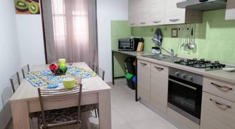 Holiday apartment with 2 rooms for 4 persons — photo 5