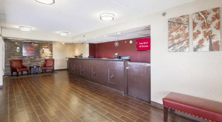 Red Roof Inn Cincinnati - Sharonville — photo 2