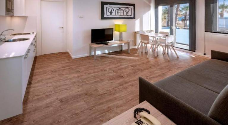 Pleasant holiday apartment | Close to the beach | Pets allowed in Castelldefels