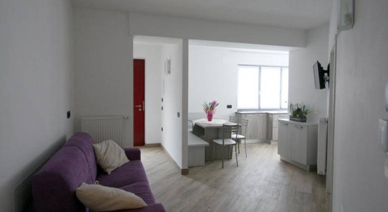 Holiday apartment with 3 rooms for 7 persons in Mezzana