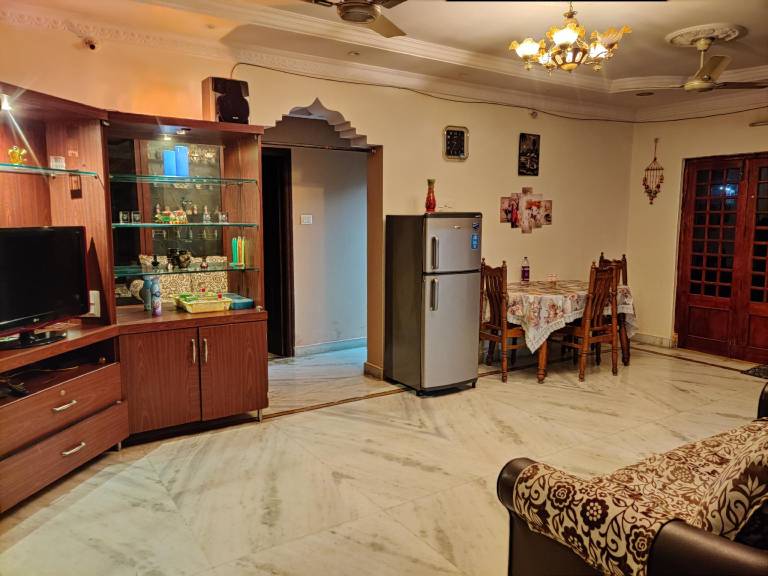 Apartment Yapral Lake