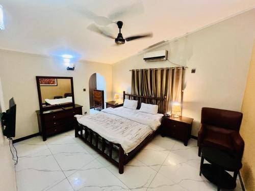 Waves Guest House Clifton Khi