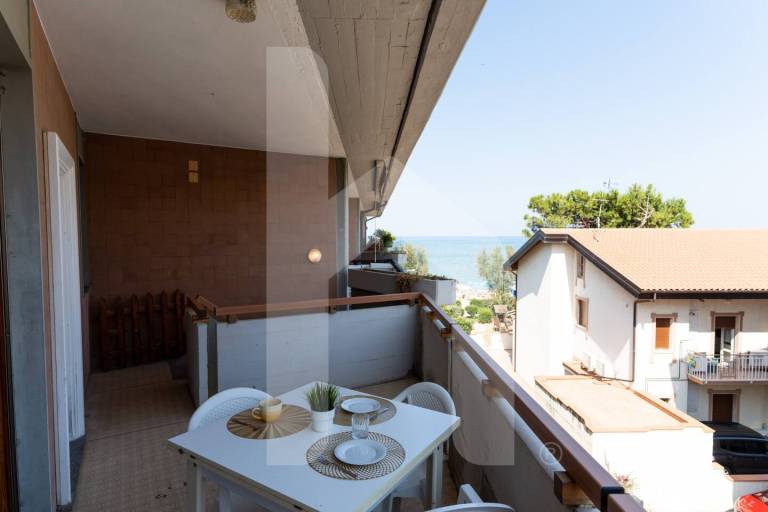 Apartment | Beach view — photo 2