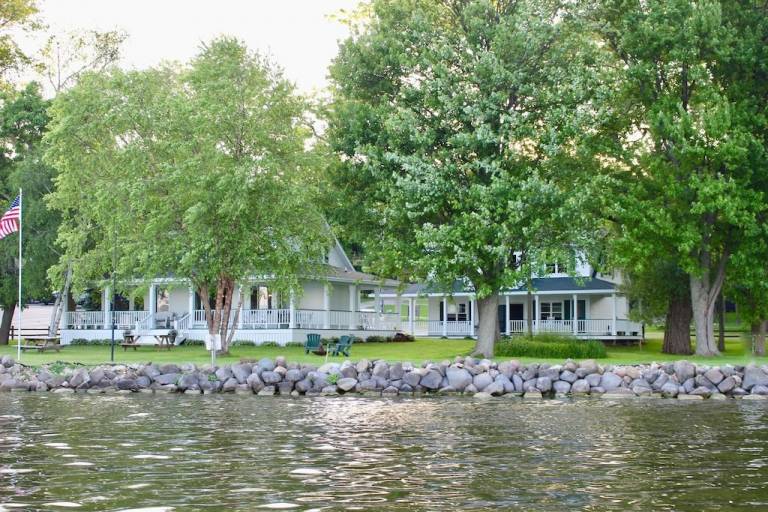 House Green Lake