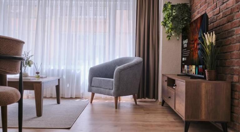 Apartment | Suitable for remote work | Pets are welcome — photo 4