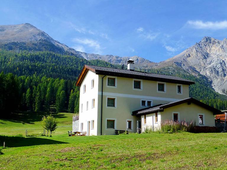 Villa Kuntner Bund, (Tschierv). in Val Muestair