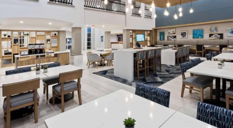Hampton Inn & Suites Phenix City - Columbus Area — photo 4