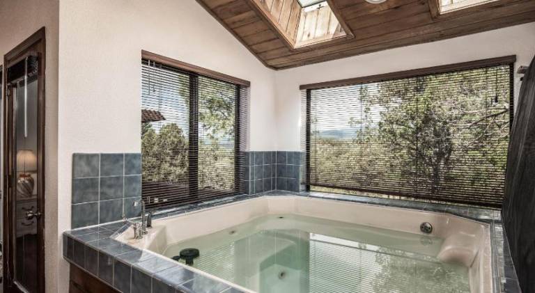 House with 5 rooms for 10 persons — photo 2