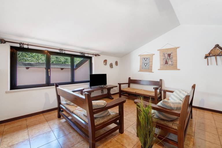 Beautiful holiday apartment with terrace, yard & BBQ | Garden view | Pets are welcome — photo 4