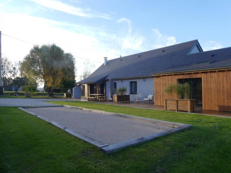 Gite with barbeque, garden & terrace — photo 2