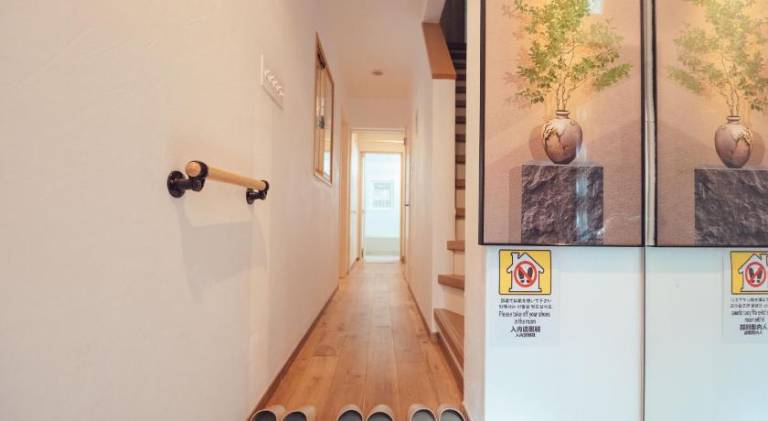 House with hot tub, patio & garden | Next to Dōtonbori — photo 4