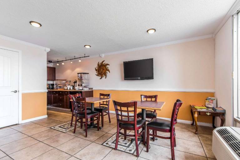 Rodeway Inn Hopkinsville — photo 3