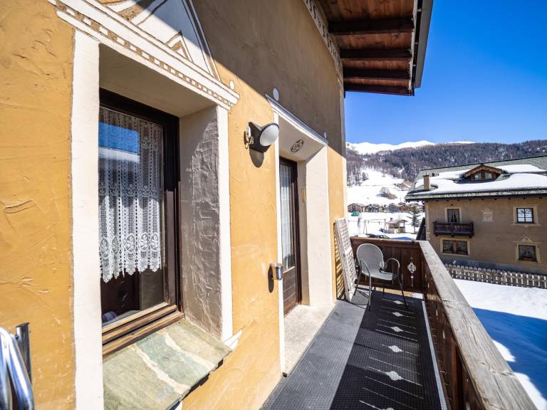 Holiday apartment with yard | Lake view — photo 3