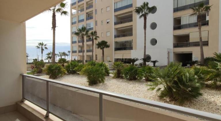 Holiday apartment with pool — photo 2
