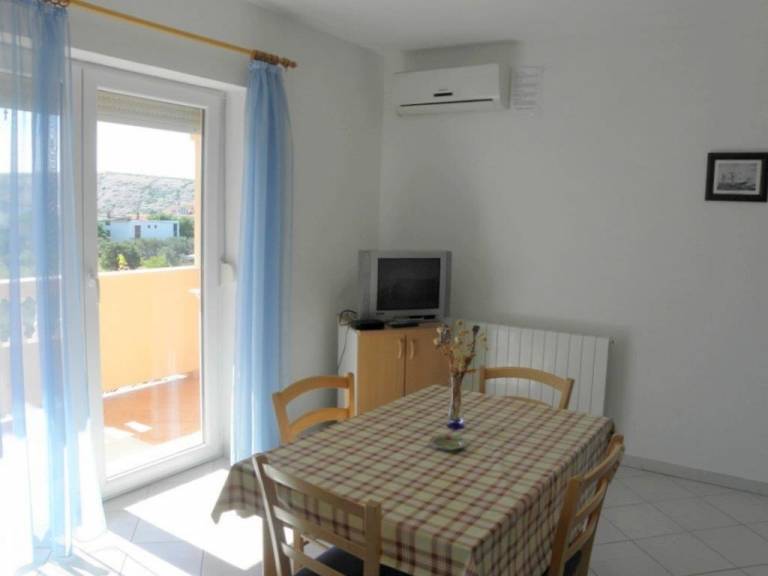 Apartment with yard, terrace & fast internet | Sea view — photo 5