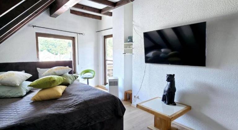 Rental apartment with 2 rooms for 4 persons — photo 2