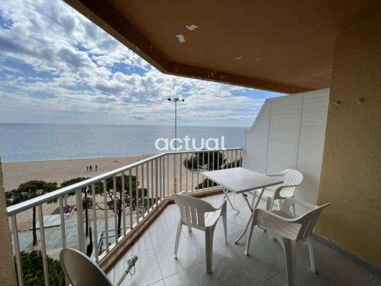Apartment with 1 room for 4 persons — photo 2