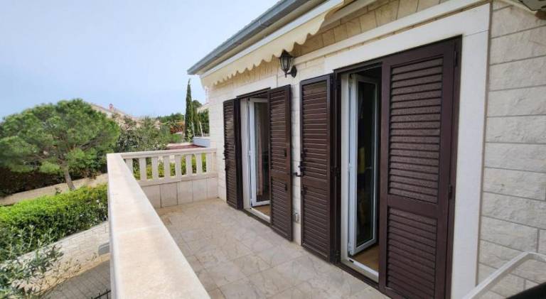 Apartments Jela — photo 4