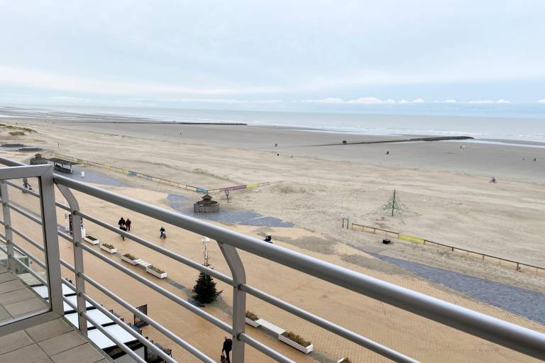 Rental apartment with patio | Sea view — photo 4