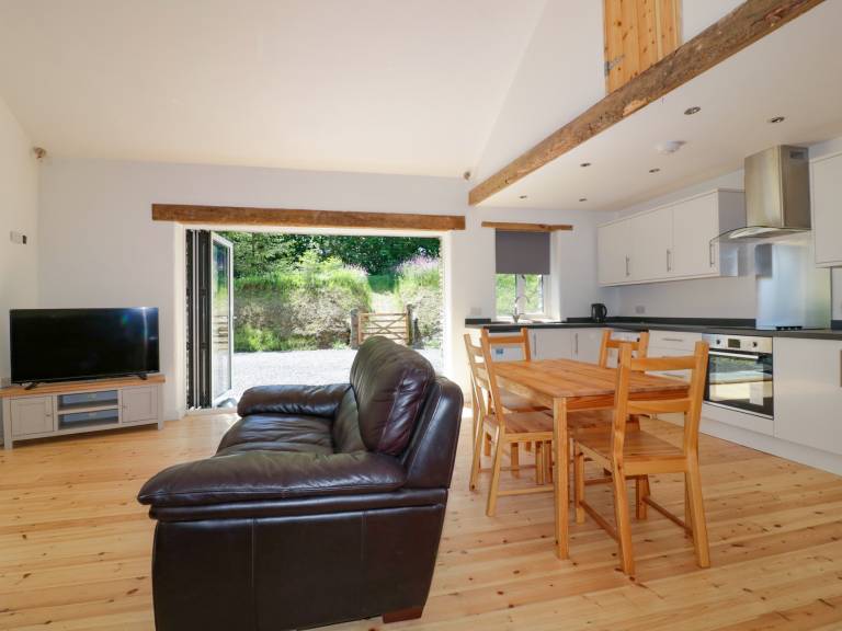 Children-friendly beautiful cottage with yard | Beach view | Pet-friendly — photo 3