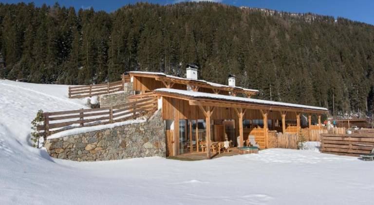 Wonderful chalet with yard, sauna & patio | Good for workation | Pets allowed in Valle di Casies