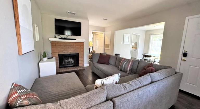 Holiday apartment with 2 rooms for 9 persons in Bryan, TX