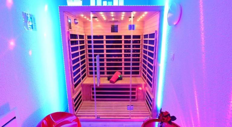 Rental apartment with hot tub & sauna — photo 3