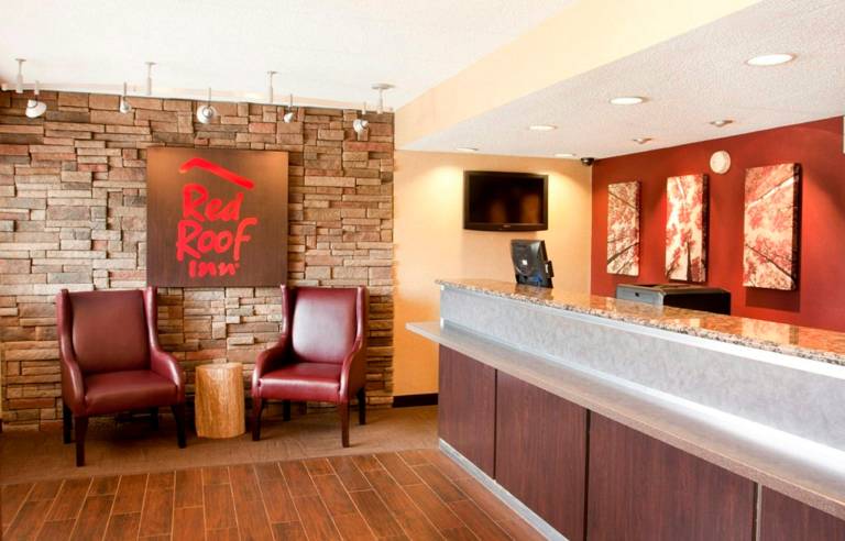 Red Roof Inn Aberdeen — photo 2