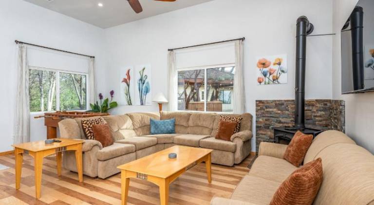 Nice house with jacuzzi | Pets allowed — photo 3