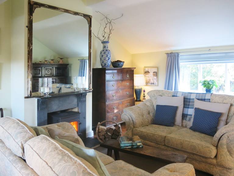 Children-friendly cottage with yard | Pets are welcome — photo 2