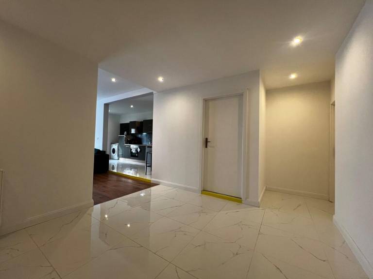 105m² Apartment, parking, for families, 6Per — photo 4