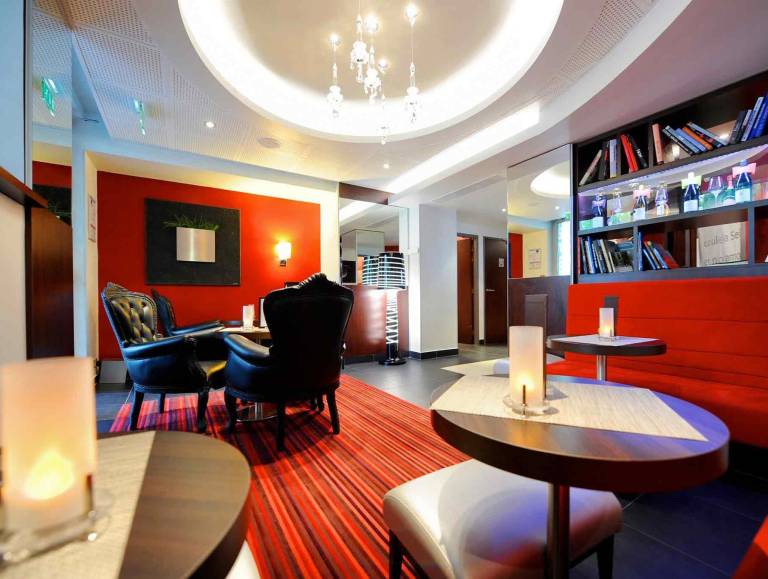 Mercure Paris Tour Eiffel Pont Mirabeau Hotel — photo 2