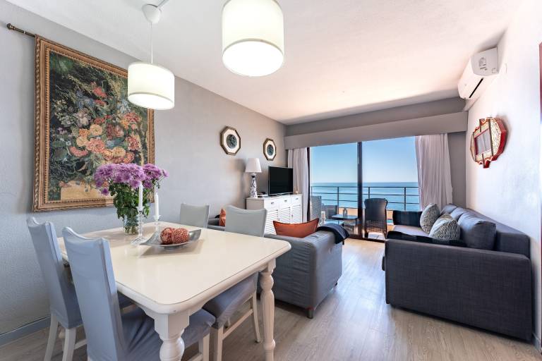 Apartment 'Apartamento Benalmadena Costa' with Sea View, Wi-Fi and Air Conditioning — photo 3