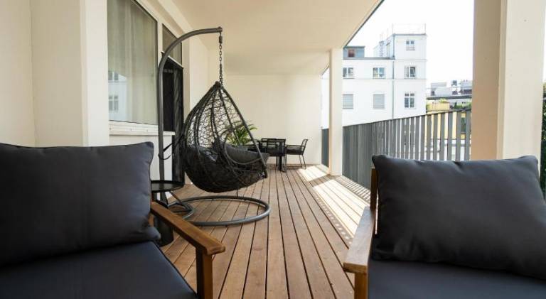 Bright stylish apartment with a huge terrace in a top location — photo 5