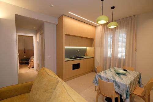 Rental apartment with 2 rooms for 5 persons — photo 2