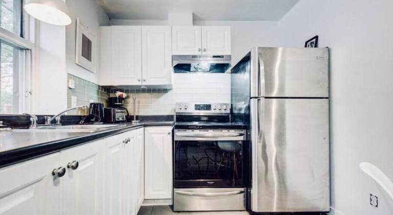 Charming 2 BD condo griffintown — photo 4