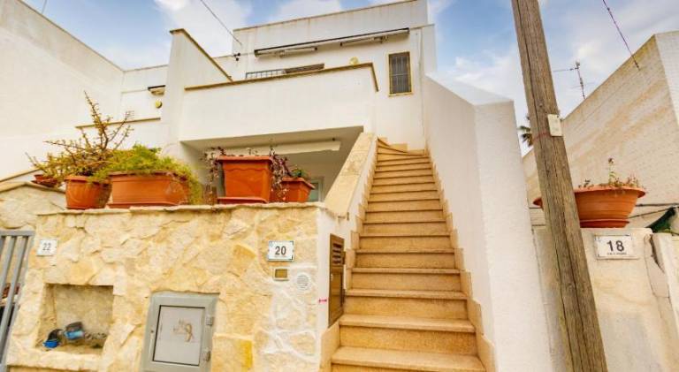Apartment with terrace in Salve