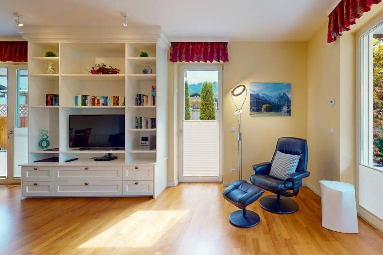 Vacation apt. Verena in Garmisch – stylish, central, and with green garden oasis — photo 5