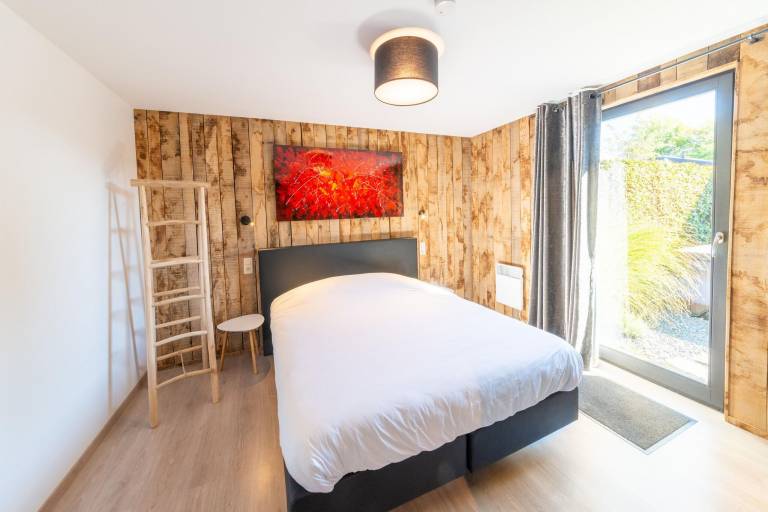 Fully equipped chalet with garden, pool & grill | Sea view | Dogs allowed — photo 4