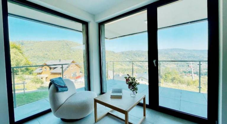 OWysoko - Apartamenty z Widokiem 200 m od tras Szczyrk Mountain Resort in Szczyrk