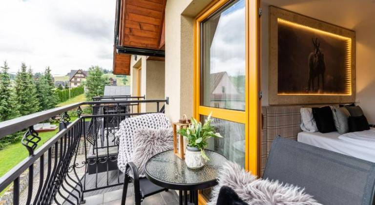 Serviced apartment with sauna, patio & yard | Pet-friendly — photo 5