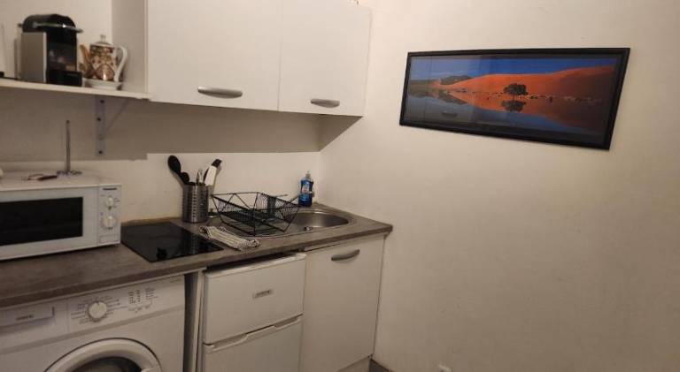 Holiday apartment with 1 room for 3 persons in Vanves
