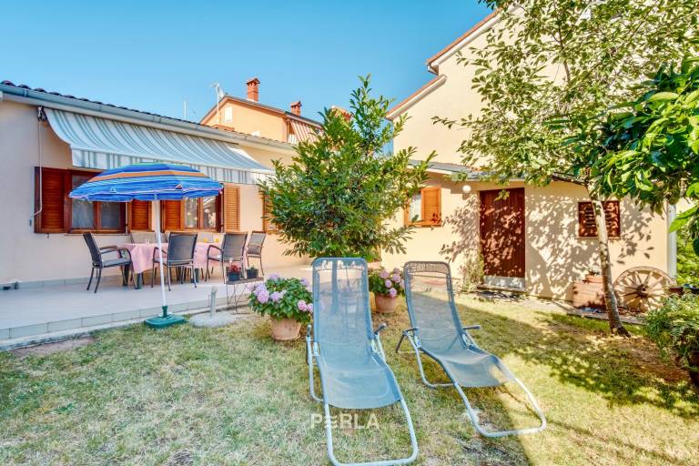 Rental apartment with garden, barbeque & patio | Dogs allowed in Pula